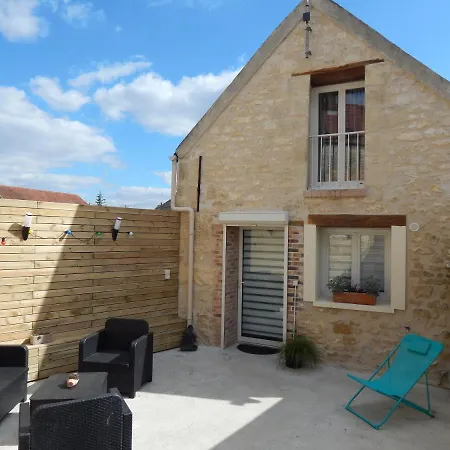 L'Etonnante Villa Margny-les-Compiegne Exterior photo